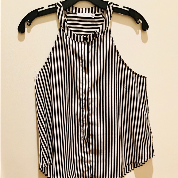 Lush Tops - Darling Razor-back Top Show off your shoulders!